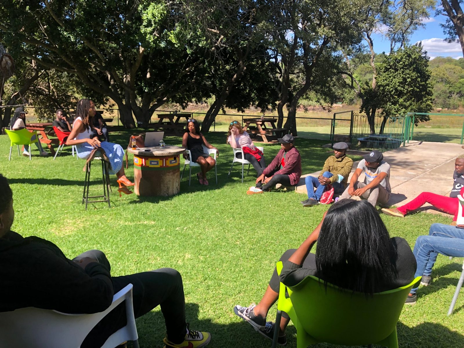 Mantate leading an outdoor workshop in Bulawayo